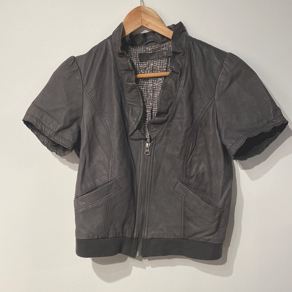 Leather cropped jacket